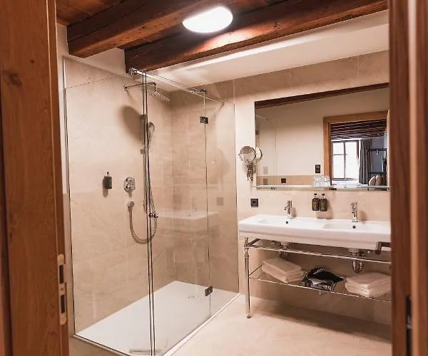 מלון דירות H5 Grauer Baer &