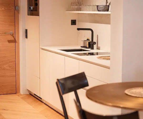 מלון דירות H5 Grauer Baer & אינסברוק