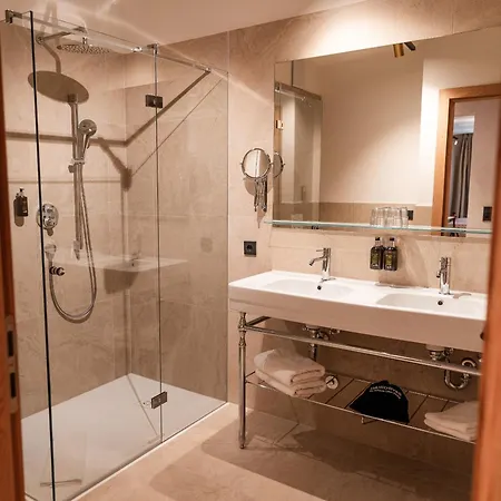 公寓式酒店 H5 Grauer Baer & 4*