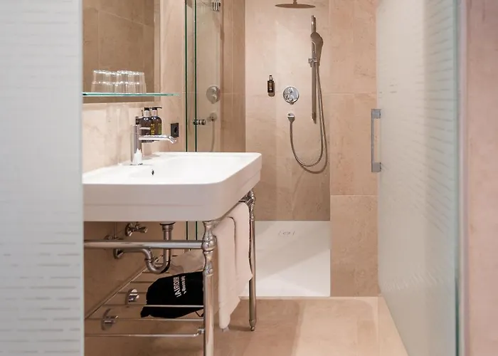 H5 Grauer Baer & Innsbruck