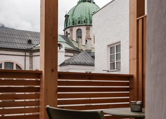 H5 Grauer Baer & Ίνσμπρουκ