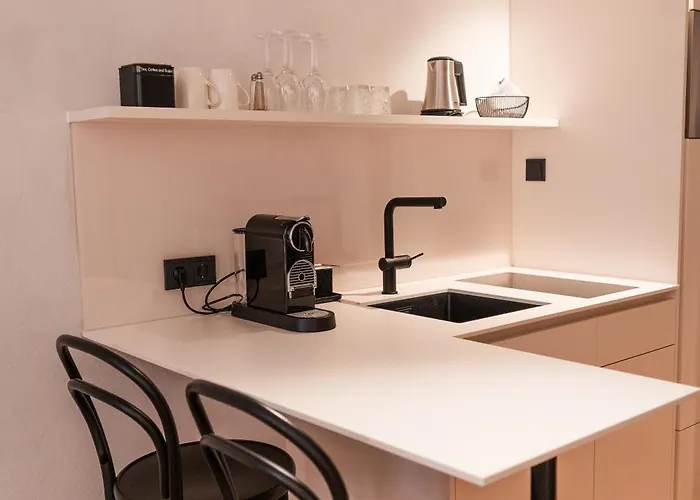 H5 Grauer Baer & Ίνσμπρουκ