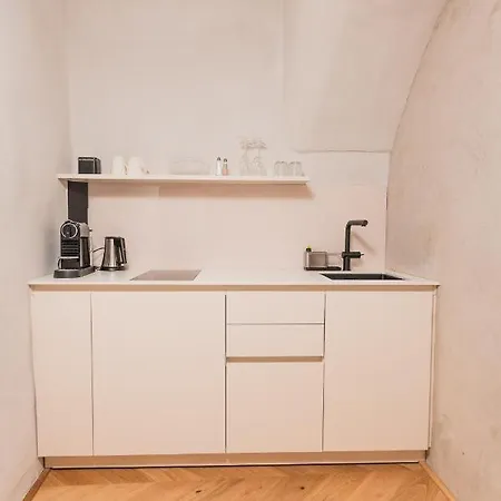 מלון דירות H5 Grauer Baer & אינסברוק