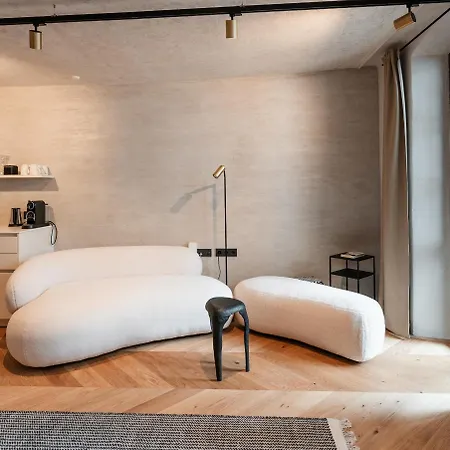 H5 Grauer Baer & 4* אינסברוק