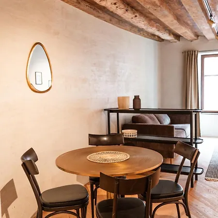 H5 Grauer Baer & מלון דירות 4*