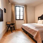 H5 Grauer Baer & Aparthotel 4*