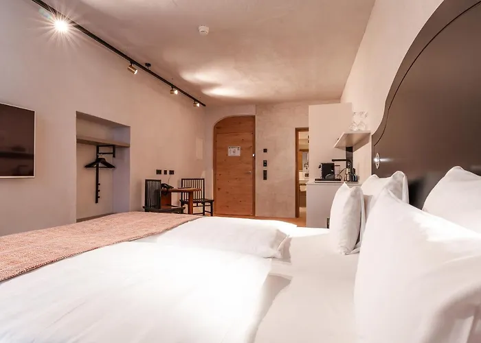 H5 Grauer Baer & Инсбрук