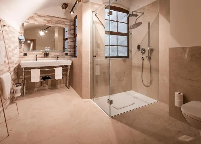 H5 Grauer Baer & Апарт-отель 4*